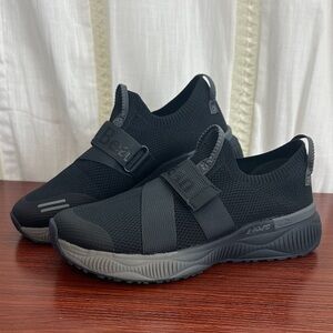 Women’s L.L. Bean Dirigo B-Bound slip on black shoes size 9 medium